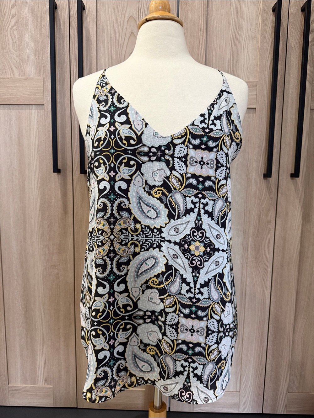 LOFT Black Paisley Print V-Neck Tank Top